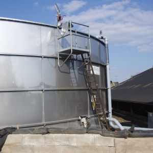 Stallkamp stainless steel tank with working platform